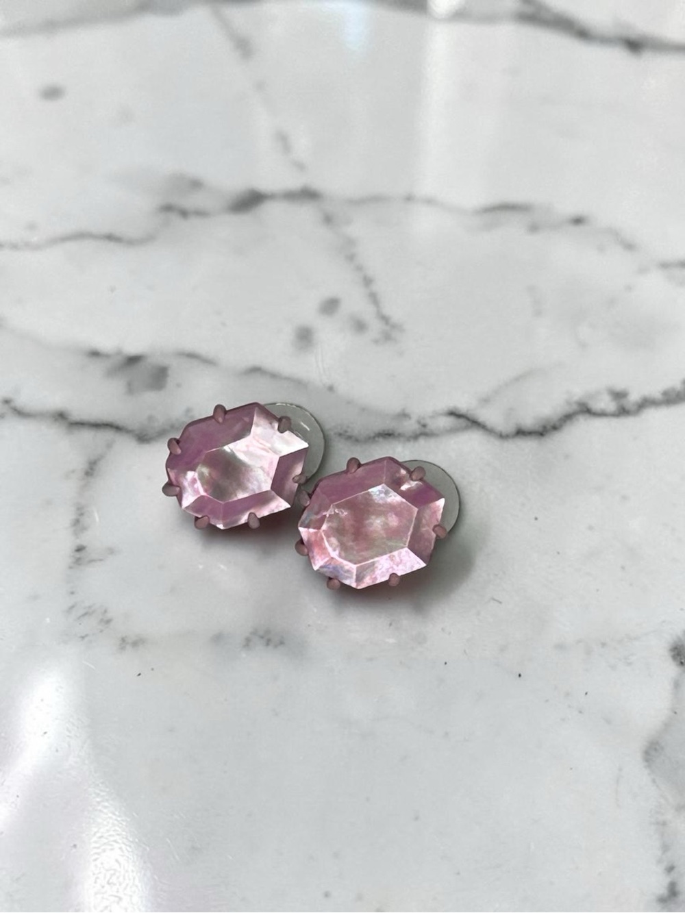 Kendra Scott Morgan Pink Crystal Stud Earrings Lilac Mother of Pearl - Picture 2 of 6